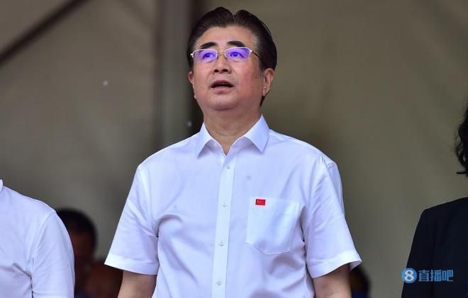 刘诗诗一袭紫色亮相Carven女装大秀，优雅亮 卫诗东京出庭受审 大批香港传媒抽签旁听藏毒案 2009-04-18 卫兰不会赴日听审，周日当天将担任香港电影金像奖的表演嘉宾。