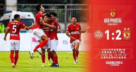 而最近，晓明哥的易星传媒送出的中秋礼物因古风十足爆了朋友圈。