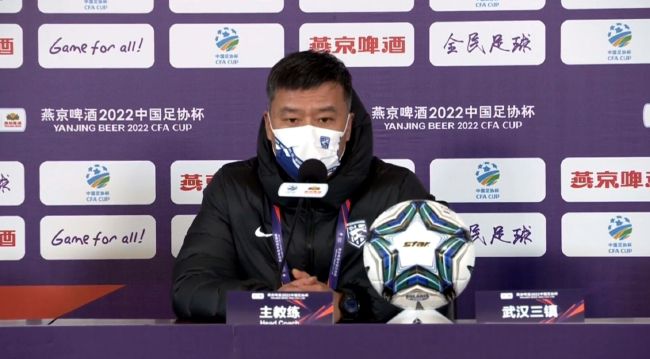 安东尼·卡里根饰演的元素人同样十分出彩。