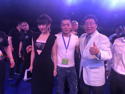 每一次凝视，都代表着一代代中国电影人矢志不渝地接力奋进。
